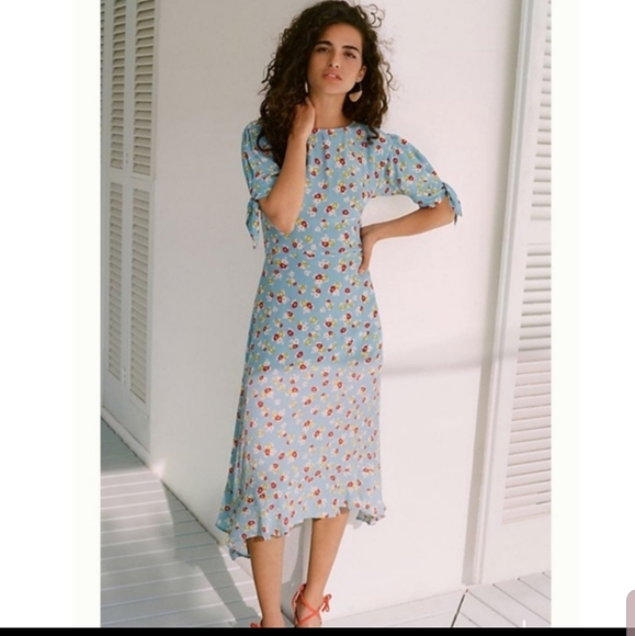 Faithfull the Brand Dresses & Skirts - Faithfull the brand midi